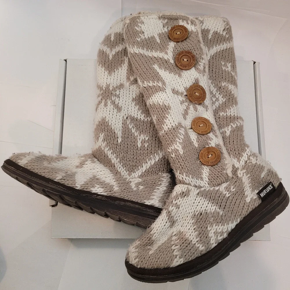 MUK LUKS‎ Knit Boots Women Size 7 Fair Isle Snowflake Taupe Button Tall Sherpa